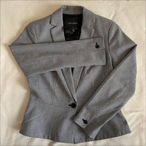 Banana Republic B&W Patterned Blazer Size 4 Petite